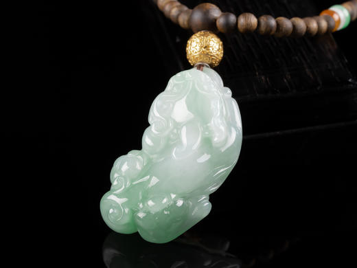 XY0031原创沉香+翡翠晴绿底色貔貅挂件 商品图2