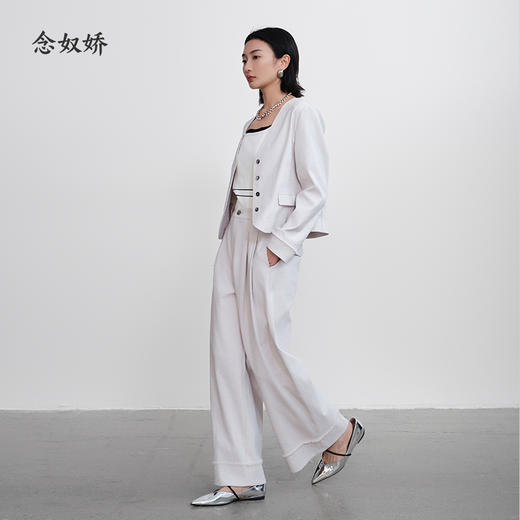 【商场同款】CNX5388 “静奢西装”  冰川灰V领短款西服外套 商品图1