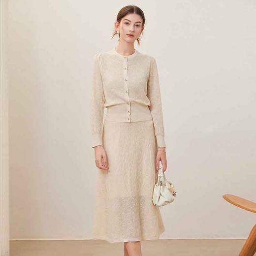 【自】全新升级【铂金会员441/天猫599/差价158】(99416) 洛诗琳2025春夏新款百搭减龄薄款针织开衫中长款半裙两件套 商品图2