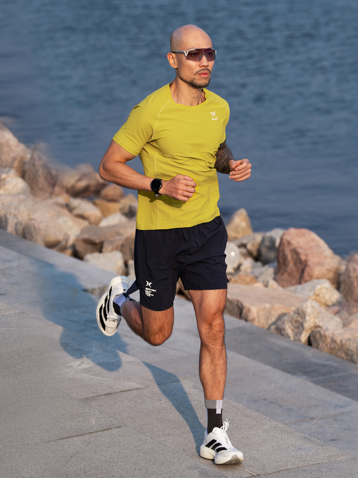 BODYWIT专注男短袖T恤