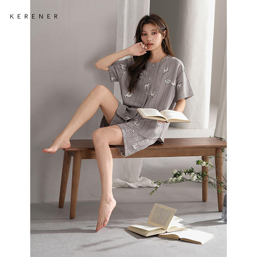 可人儿小众设计师新款泡泡绵夏女士短袖睡衣时尚可外出家居服套装 商品图1