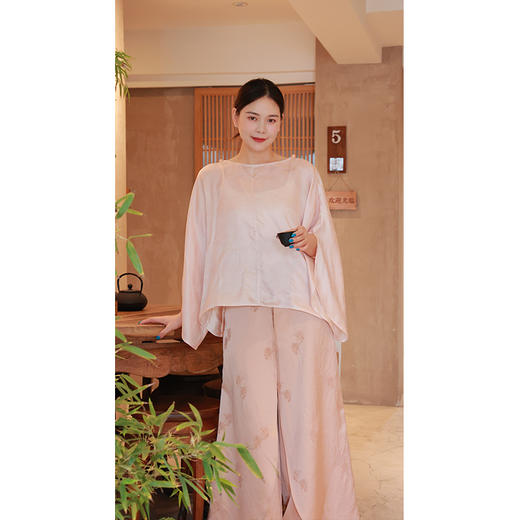 【抖音专属】阔腿裤（18040310H如梦令D597） 商品图0