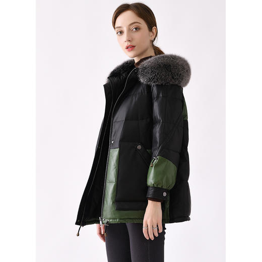 6912701076601 FIVE PLUS  新款真皮羽绒服女中长款时尚撞色狐狸毛连帽绵羊皮宽松皮衣外套 商品图2