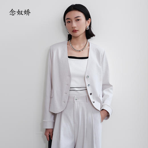 【商场同款】CNX5388 “静奢西装”  冰川灰V领短款西服外套 商品图0