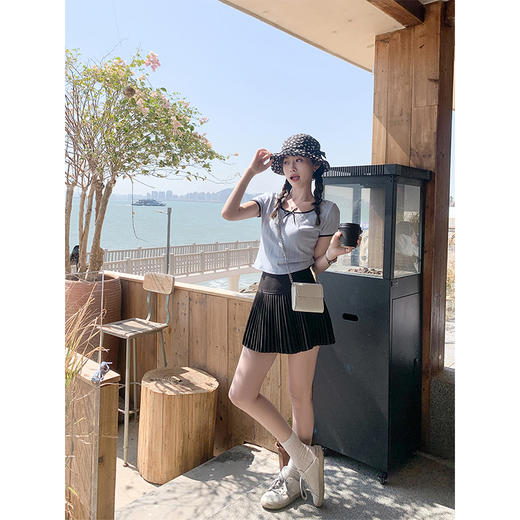 <曾小咸推荐>现货秒杀！卖完不补 ！微信打折价！蝴蝶结短款短袖T 日常79.99/件 立减40 秒杀39.99/件！！ 商品图4