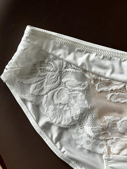 现货 THS-无【不退换】 LAp家 BRIGITTA系列内衣套装 4色 BO120 商品图12