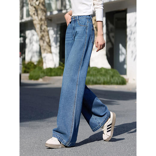 【五折购】熙世界侧分割直筒牛仔裤女2025春秋新款高腰宽松显瘦窄版阔腿长裤 商品图3