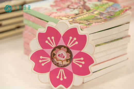 珞珈旋转徽章 商品图1