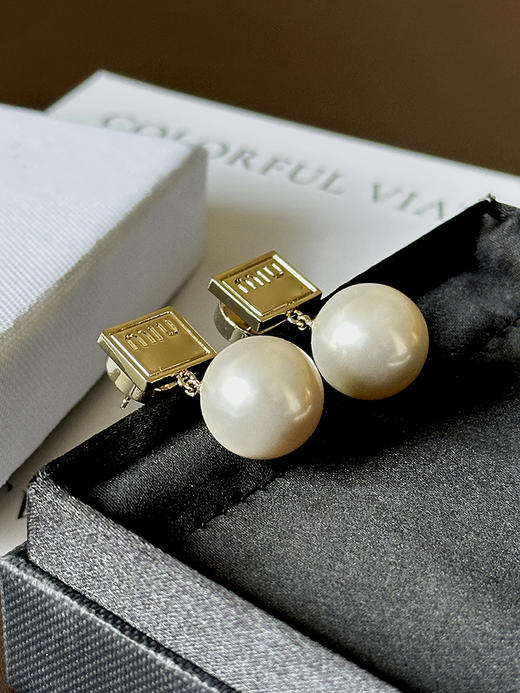 THS-无 缪家 少女感方块珍珠耳饰 CU1276 商品图3