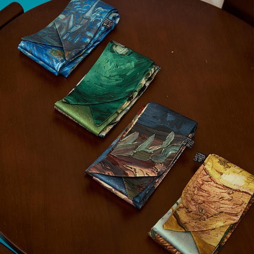 25年春新款 梵高发带、丝巾、领巾多用途（微信38活动专享，15元无门槛优惠券系统自动发放至卡包） 商品图4