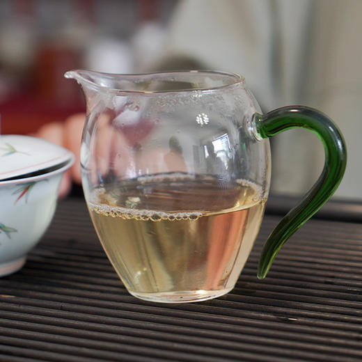 【会员专享 预售8折 买5送1】2026《大黑山》古树春茶 200克/饼 生茶 商品图2