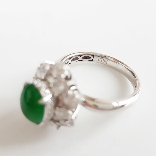 【天然正品】A货翡翠AU750收藏级白金豪镶钻镶天然冰种满绿蛋面翡翠戒指13号（戒圈可改）蛋面：6.8*8.1MM（皆取最大值）女士现售价：21800！280225NJM19 商品图6