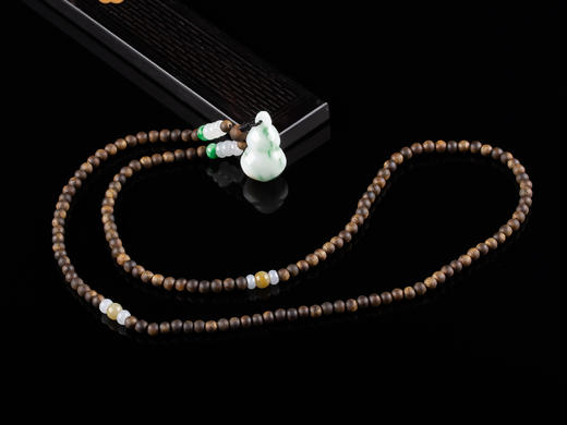 XY0065原创沉香+翡翠飘花葫芦挂件 商品图5