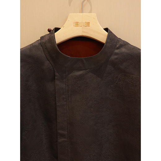 【抖音专属】新中式男衬衣（25710904-玄色-奢定款） 商品图1