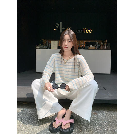 <曾小咸推荐>韩系蓝色条纹针织宽松罩衫T恤【预售3-15天发货】 商品图1