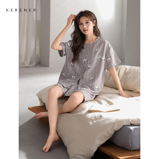 可人儿小众设计师新款泡泡绵夏女士短袖睡衣时尚可外出家居服套装 商品图2