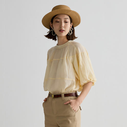 谜底衬衫分袖女2025夏季新品通勤优雅泡泡袖宽松T型上衣252MS0546 商品图1