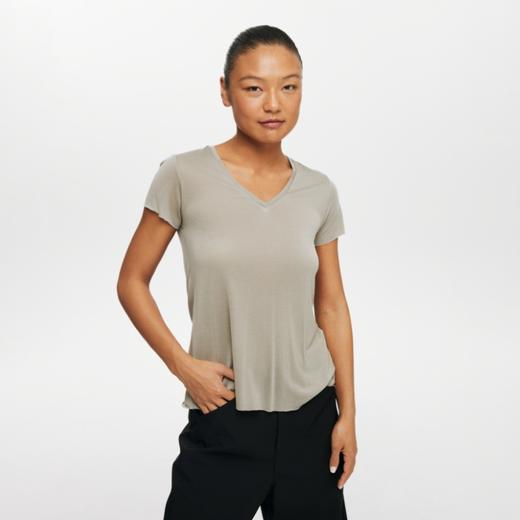 oneup兰精天丝V领短袖散口T恤 商品图1