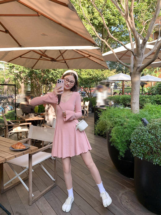 【169元任选2件】最后一波现货！V领or圆领修身连衣裙 商品图10