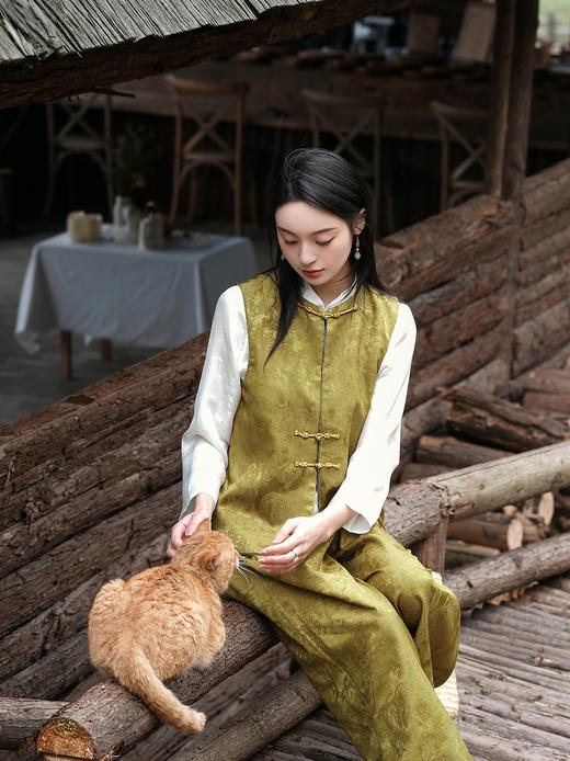 盛唐牡丹| 新禾绿丝毛双面穿马甲 商品图7