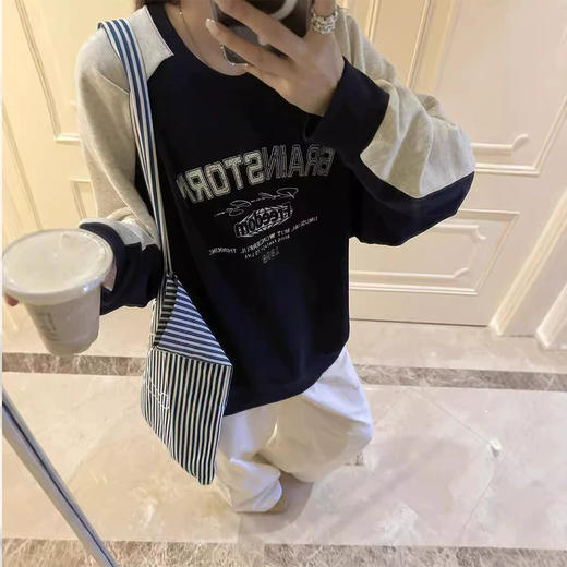 <曾小咸推荐>  美式撞色圆领卫衣  商品图1