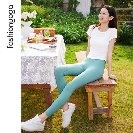 凡圣瑜伽腰部抽褶经典短袖 F15325 商品图10