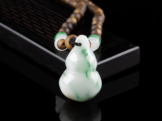 XY0065原创沉香+翡翠飘花葫芦挂件 商品图2