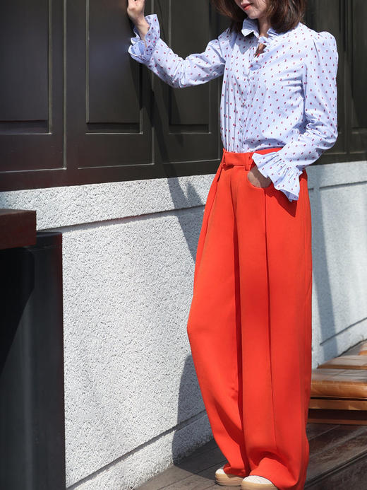 TYNVIE 纹理波点喇叭袖口棉质衬衫 商品图12