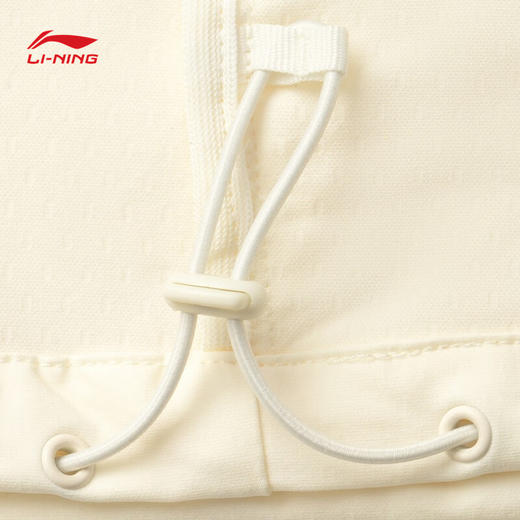 【L断码】李宁女子运动外套2025春季款专业跑步系列反光软壳外套AFDV050【库存有限，如无货将做退款，介意慎拍！】 商品图3