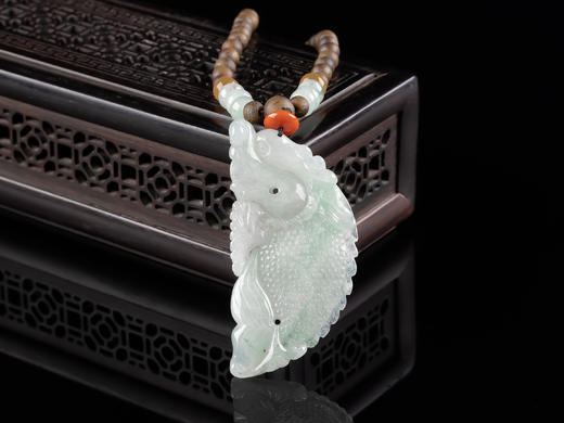 XY0006原创沉香+翡翠龙鱼挂件 商品图2
