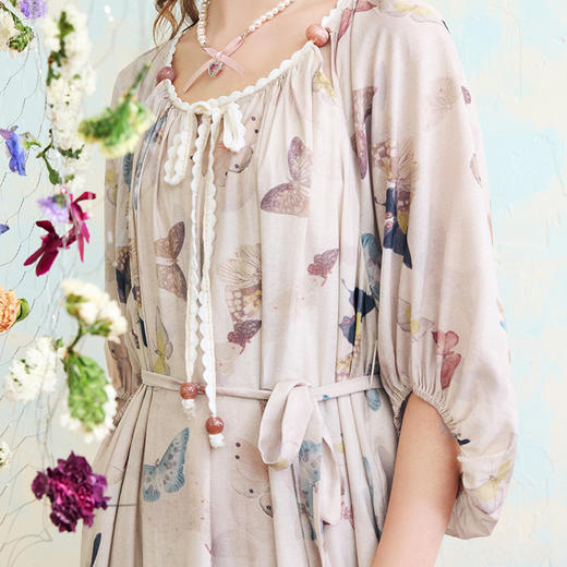 破茧成蝶 夏季新款森系风蝴蝶印花绑带灯笼袖连衣 商品图2