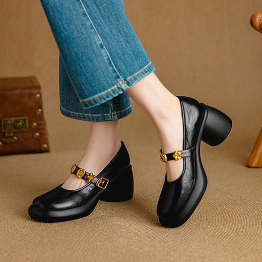 【预售5天】经典百搭Q弹轻底厚底高跟鞋圆头花朵一字扣单鞋MLD&AM920 商品图2