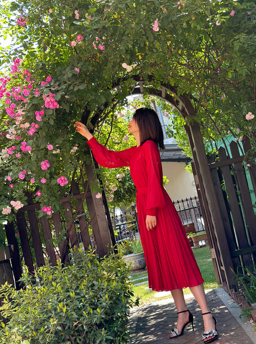 westory女鞋夏季新款尖头高跟细跟银色饰扣一字带后包凉鞋61511 商品图3