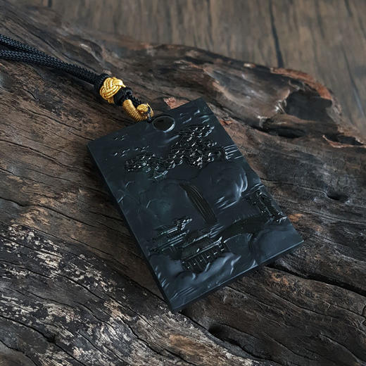 【天然正品】天然收藏级细腻冰种无纹裂雕山水平安无事牌墨翠吊坠51.2*38.5*6.7MM（皆取最大值）中性款现售价：12800！070325AH37 商品图3