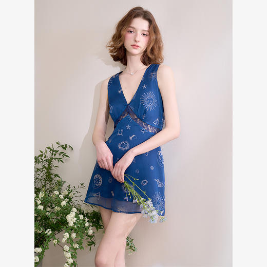 西遇深v印花无袖连衣裙女新款欧美性感a字收腰短裙SS150083/SS150084 商品图0