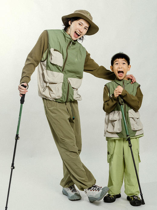 【春夏上新-福利特惠】ACMEITEM爱棵米 户外亲子机能防泼水工装马甲合体立领马甲男女GAG3090843A /GAG3090869A 商品图3