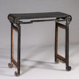 清 大漆云纹书卷式香案