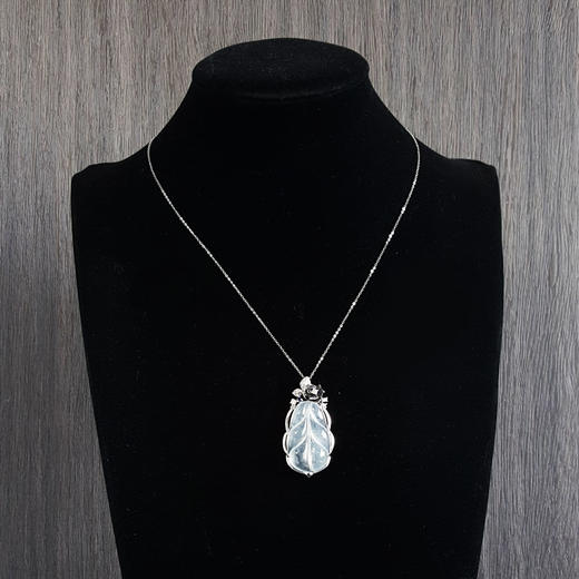 【天然正品】A货翡翠AU750收藏级白金镶钻镶天然冰种叶子（金枝玉叶）翡翠吊坠项链45.6*22.6*8.5MM（皆取最大值）女士现售价：9880！070325AH33 商品图8