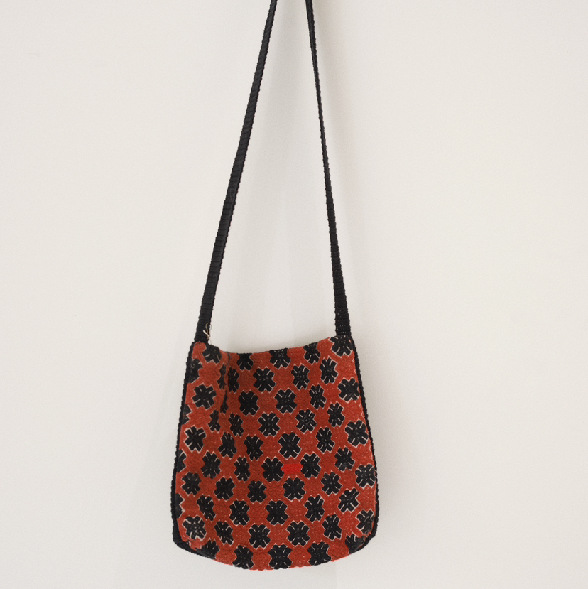 纯在·老绣布 手工斜挎单肩包