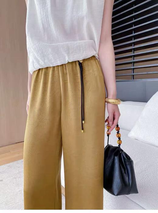 特卖福利~顺滑肌理纹缎面新中式吊坠松紧腰阔腿裤-喜出 商品图2