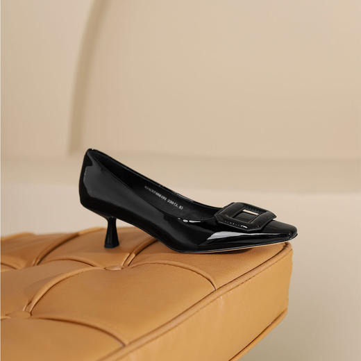 westory春秋季新款时尚优雅单鞋蝴蝶结扣气质百搭中跟底鞋女W24CE74661 商品图6