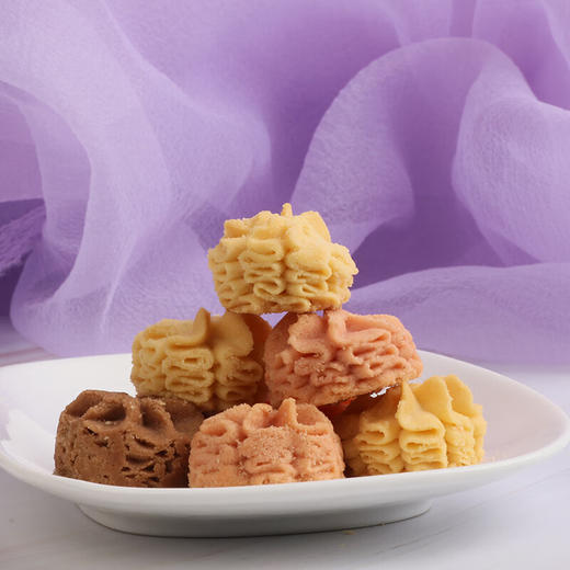 【分仓直发包邮】AKOKO经典小花曲奇160g/盒法式三拼（草莓味+焦糖味+可可味）（包装随机发货） 商品图1