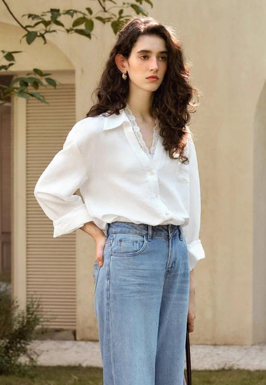 法式蕾丝花边衬衫，弹力软蕾丝+雾感雪纺面料，简单干净的法式感！ 商品图1