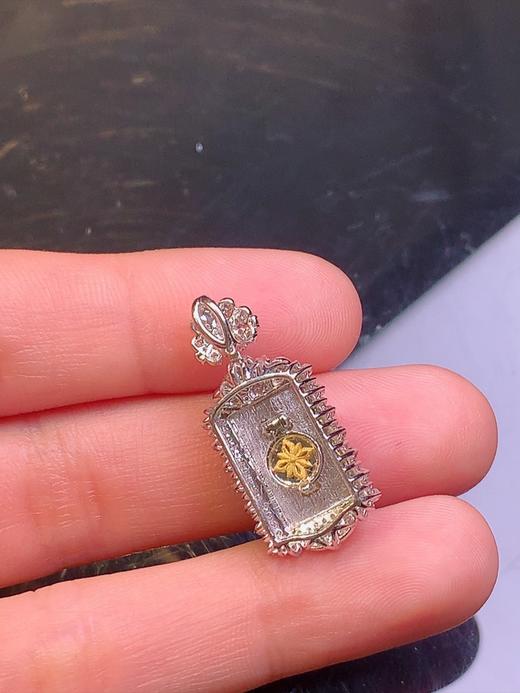 紫罗兰无事牌翡翠吊坠 商品图4