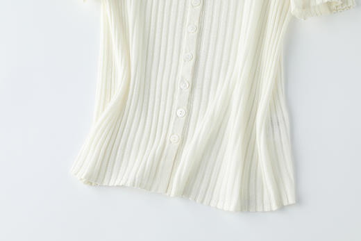 【高品质私服】【天丝亚麻坑条小开衫】手感柔软细腻，色泽柔和，不挑人穿JZ2504-CC 商品图5