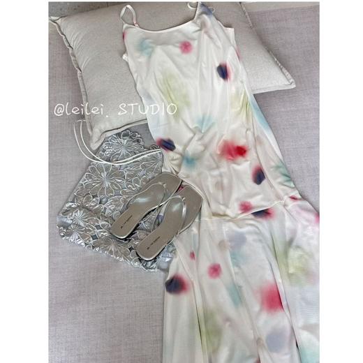 2025新品  蕾蕾同款【美神降临】设计感小众水彩U领吊带收腰鱼尾连衣裙 商品图3