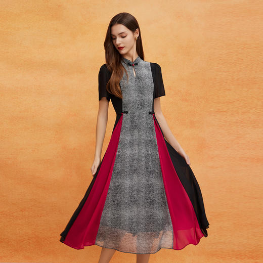 QF813斯尔丽2025新款新国风改良版旗袍收腰放摆插片拼接印花优雅连衣裙 商品图0