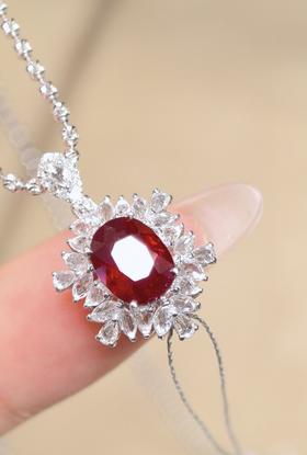 1.68ct刻面红宝石戒指吊坠