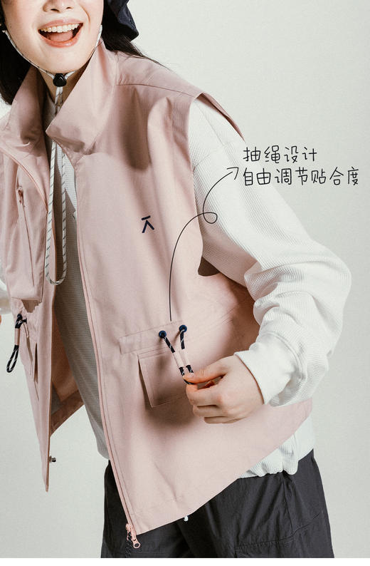 【春夏上新-福利特惠】ACMEITEM爱棵米 户外女士立领工装马甲宽松可调节防水拉链马甲GAG3090967A 商品图5