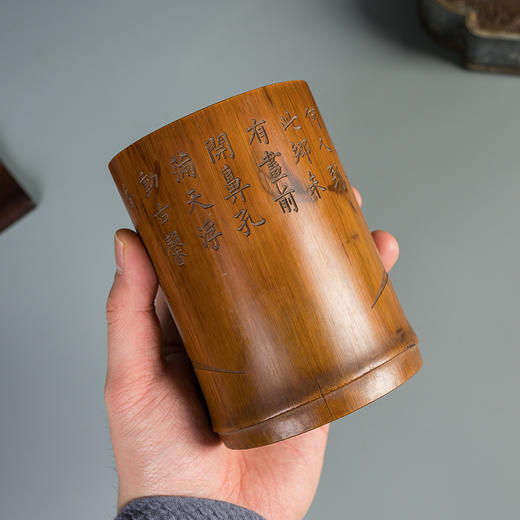 清 竹刻兰花诗文笔筒 商品图4